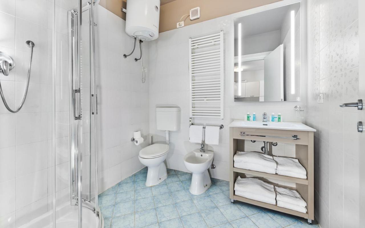 Aparthotel Poggio Dei Pini *
